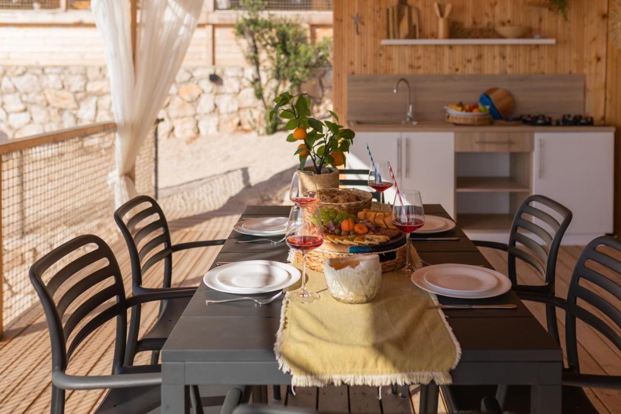 Mara'S Coast - Giulia Villa Drage Exterior photo